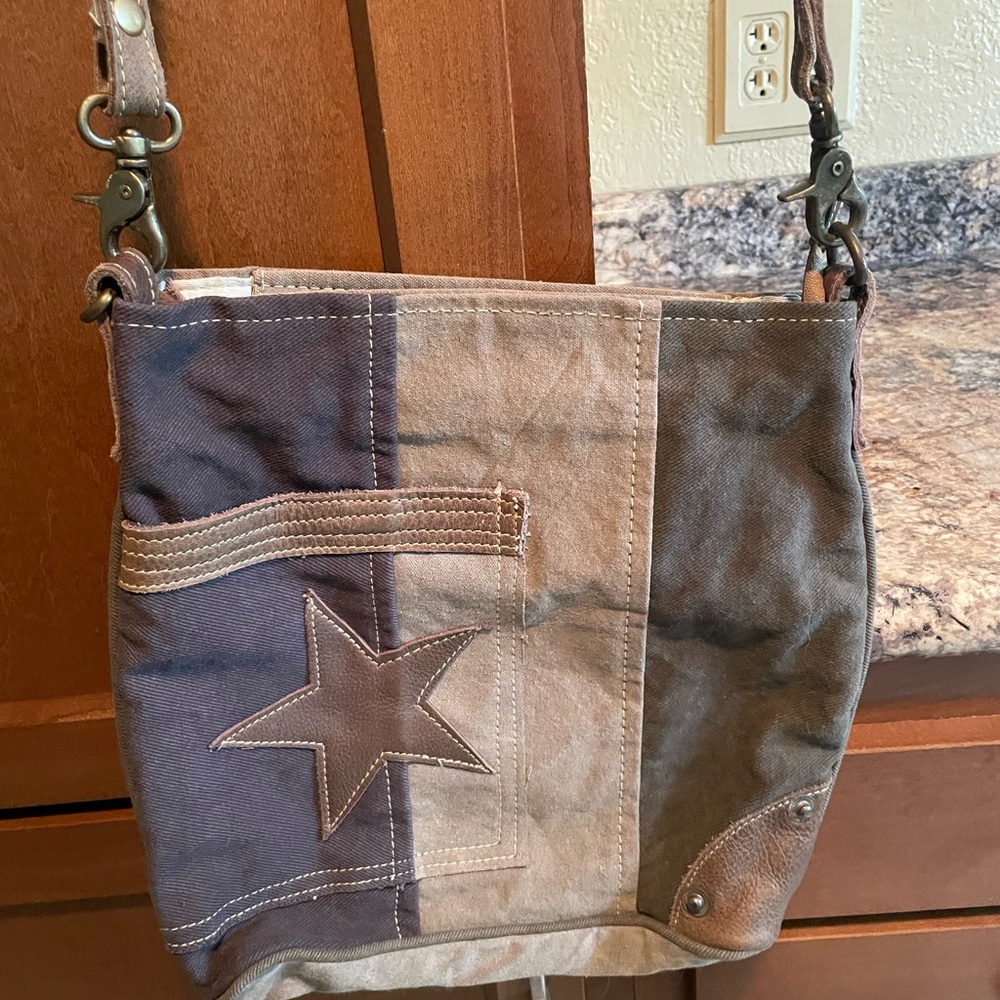 Star Patchwork Shoulder Bag